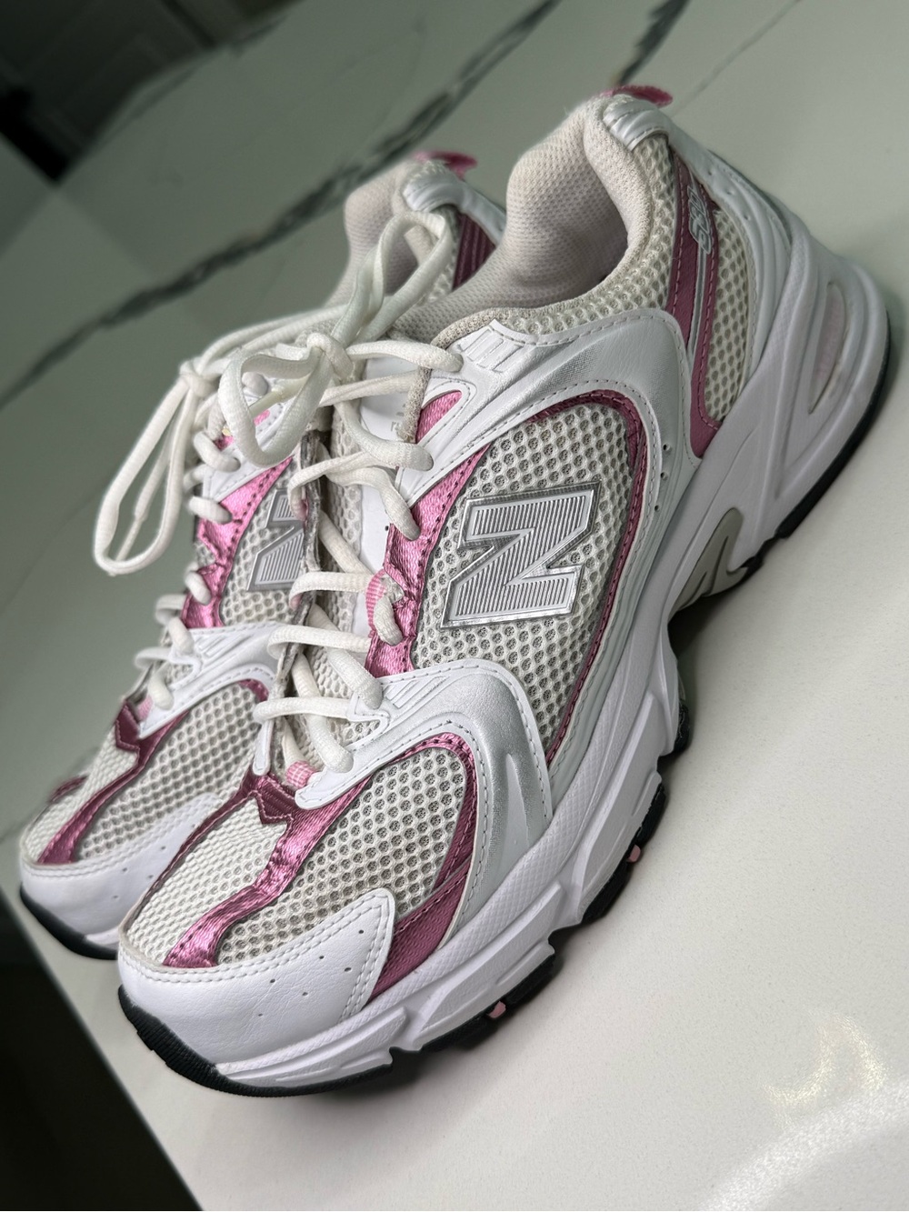 New Balance 530 Pink Sugar White Metallic Sneakers MR530PK Women's 9 / Men's 7.5